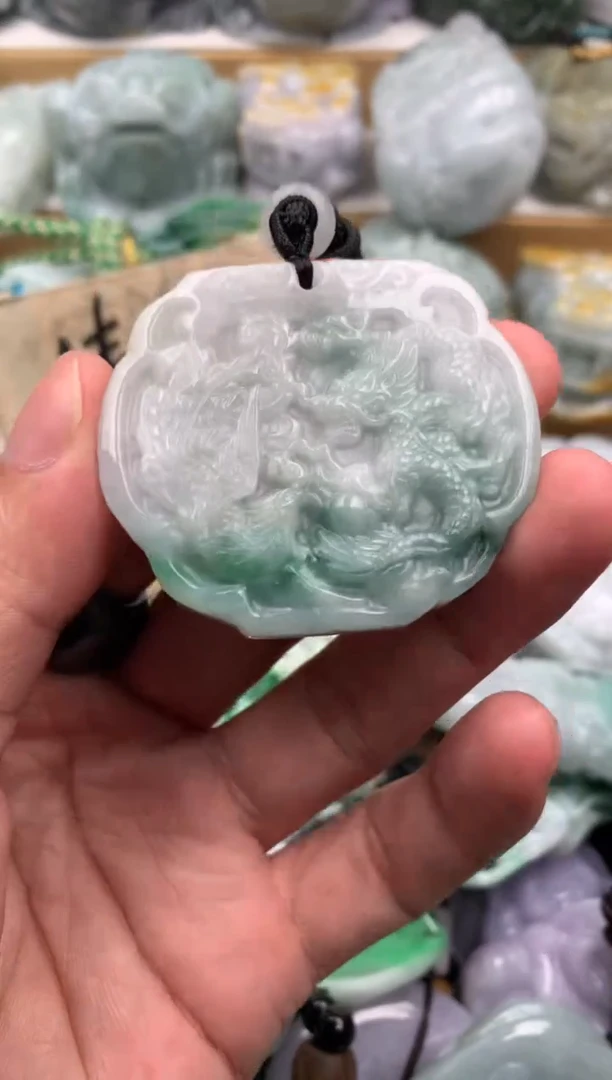 吊坠(不含链)未镶嵌翡翠1