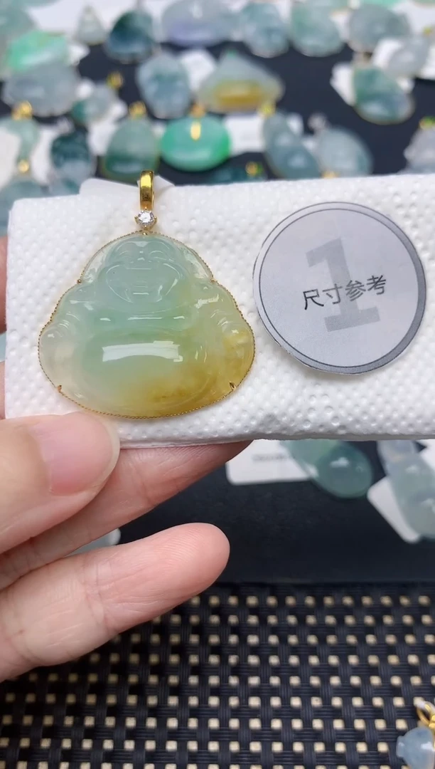 颈饰18K金镶嵌翡翠天然缅甸A货翡翠