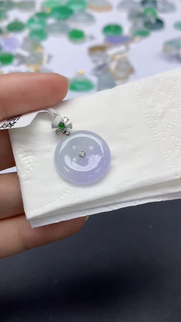 翡翠18K金镶嵌颈饰天然缅甸a货翡翠