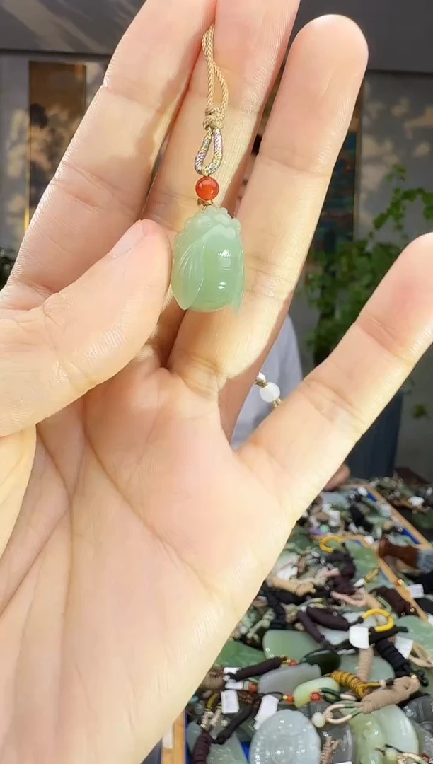 未镶嵌和田玉挂件拍一发一