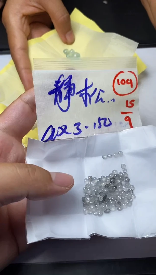 未镶嵌定制翡翠静**人缅甸天然翡翠A货104