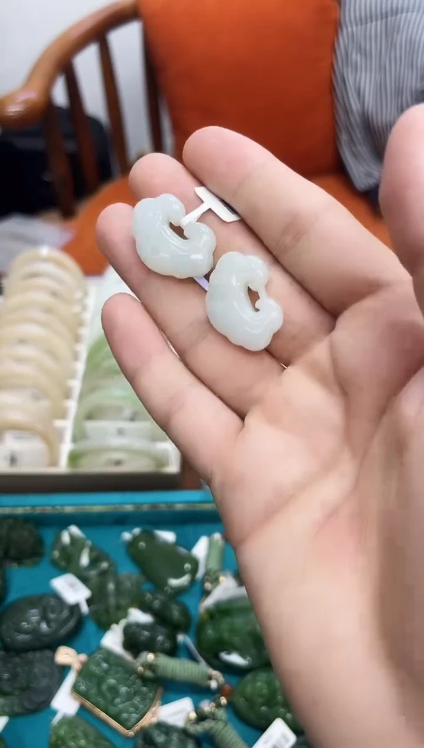 颈饰未镶嵌和田玉小艾多样性发货拍一发一