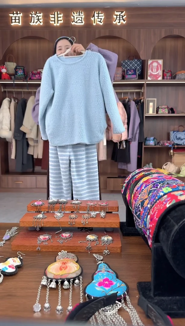 刺绣扶光苗绣传承L57