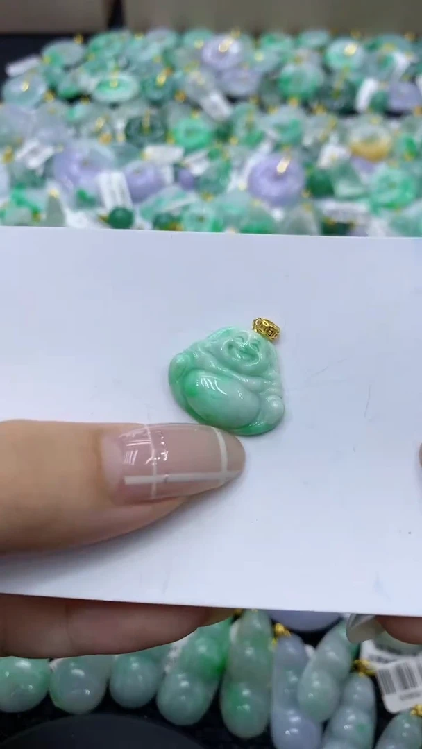 颈饰未镶嵌翡翠天然缅甸翡翠A货