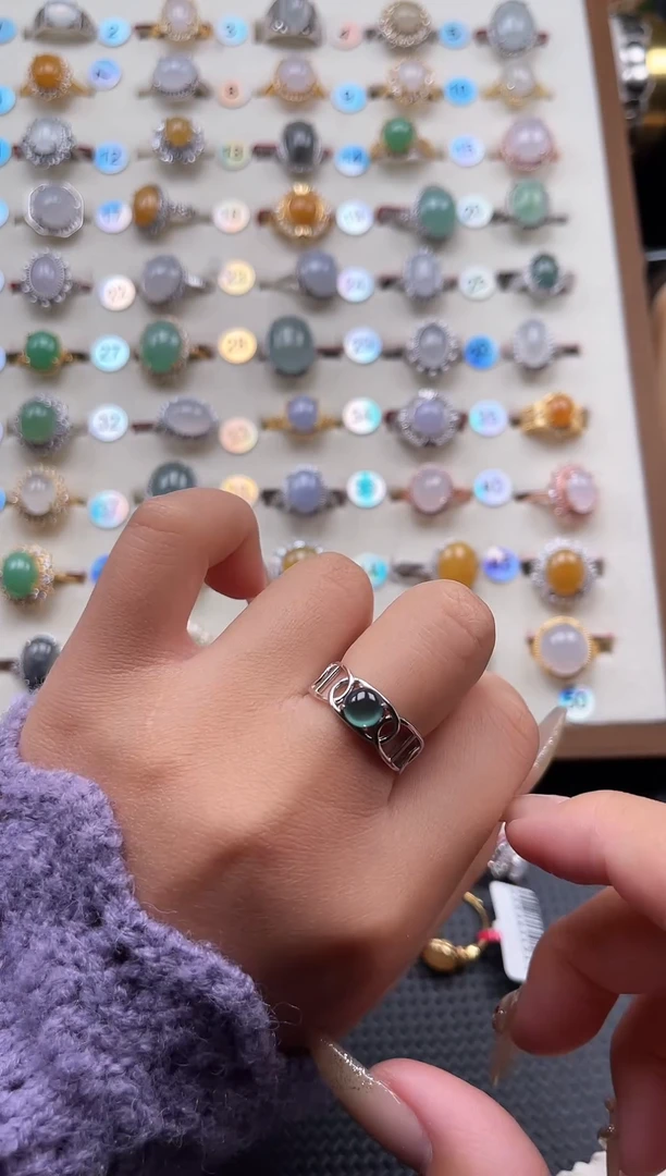 【闪购商品】翡翠戒指银S925镶嵌天然A货翡翠戒指