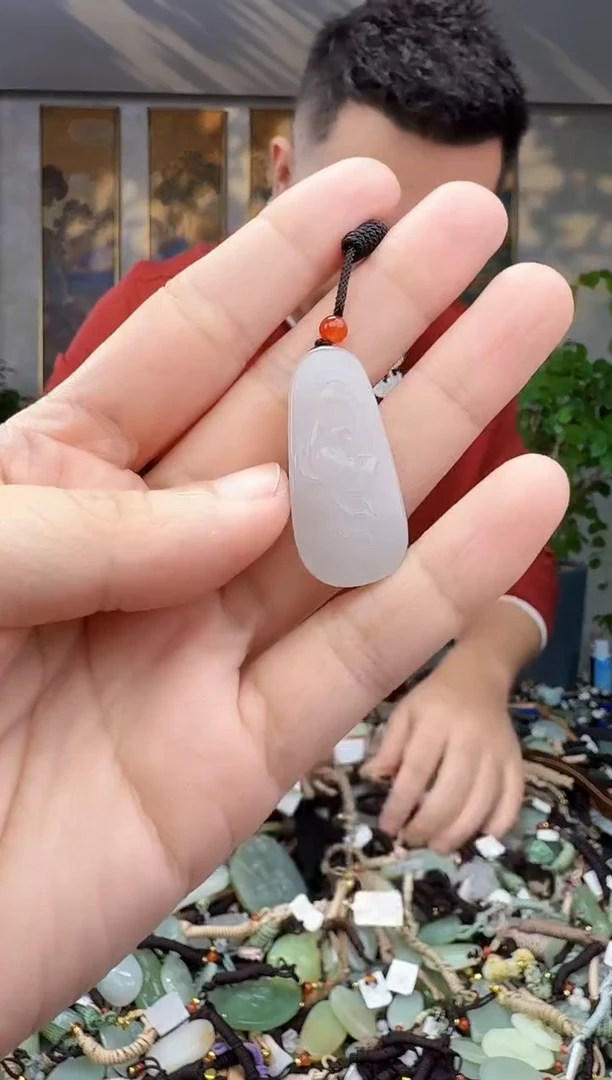 未镶嵌和田玉挂件拍一发一