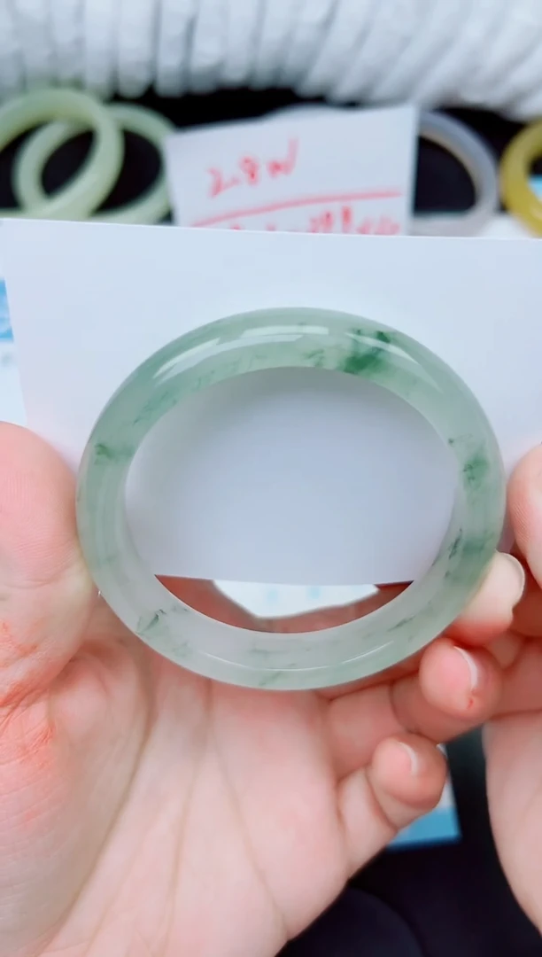 石英质玉手镯未镶嵌126-58.7