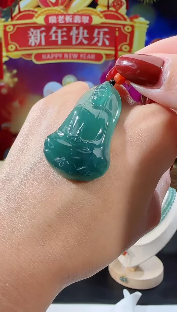 【闪购商品】翡翠吊坠(不含链)未镶嵌观音