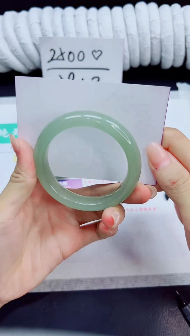 未镶嵌手镯石英质玉110/56