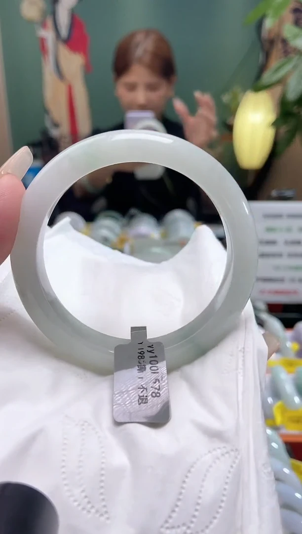 翡翠手镯未镶嵌57.9圈口x