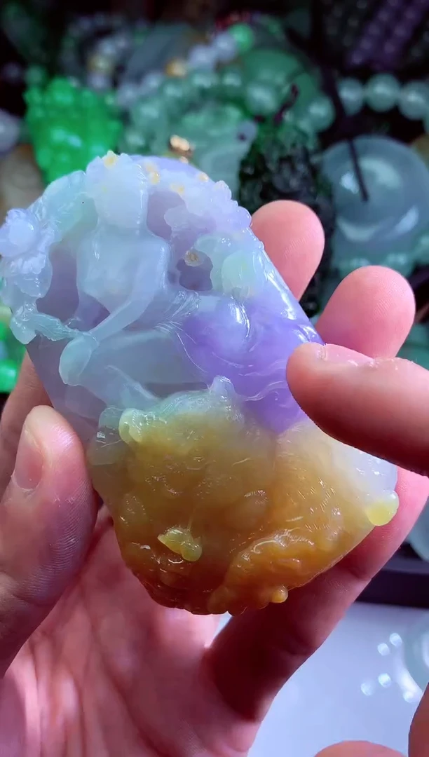 未镶嵌定制翡翠奥****蕉翡翠毛货定制