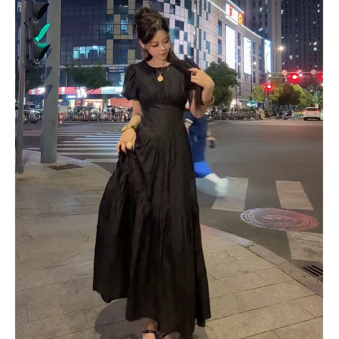 法式赫本风小黑裙巨显瘦老钱上流社会归国大小姐连衣裙长裙天丝