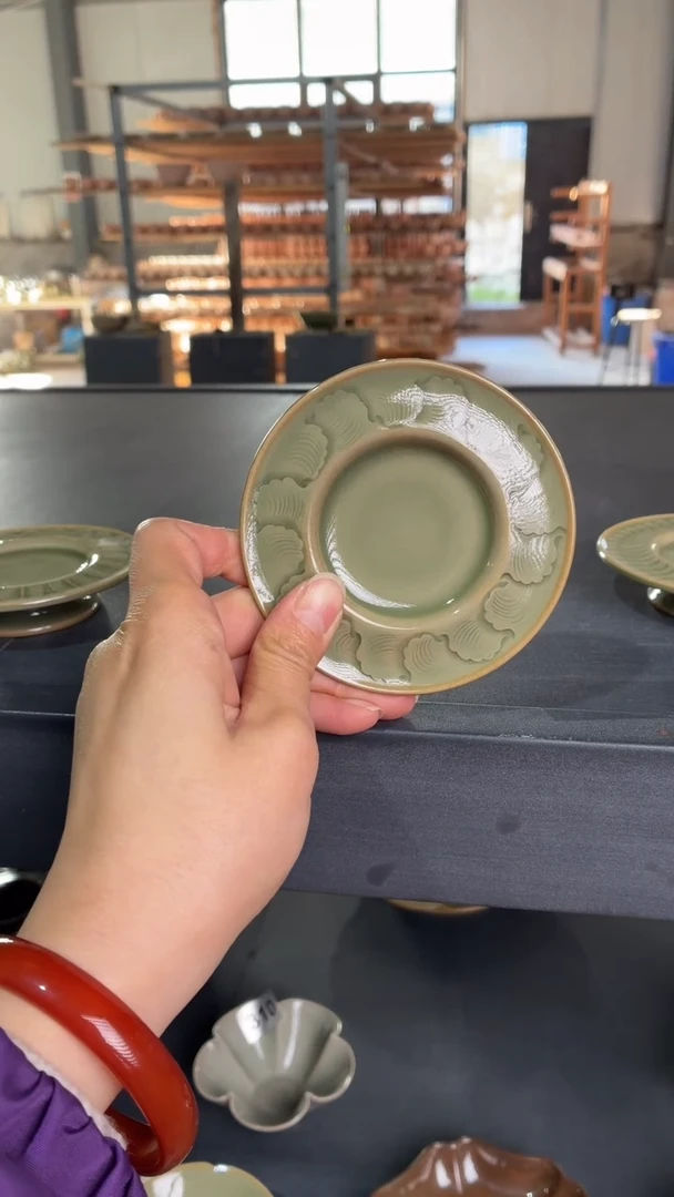 耀州窑仰山水波杯托