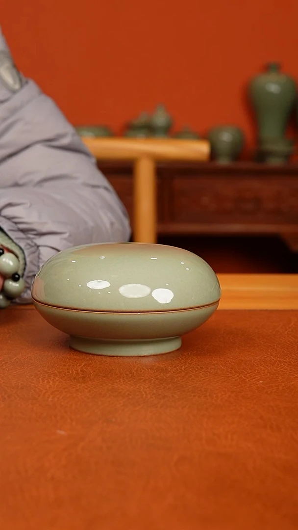 越窑秘色瓷盖盒全品