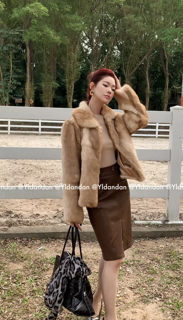 @yldandan|莎士比亚雅致古典文艺复古法式贵妇简约老钱风皮草外套