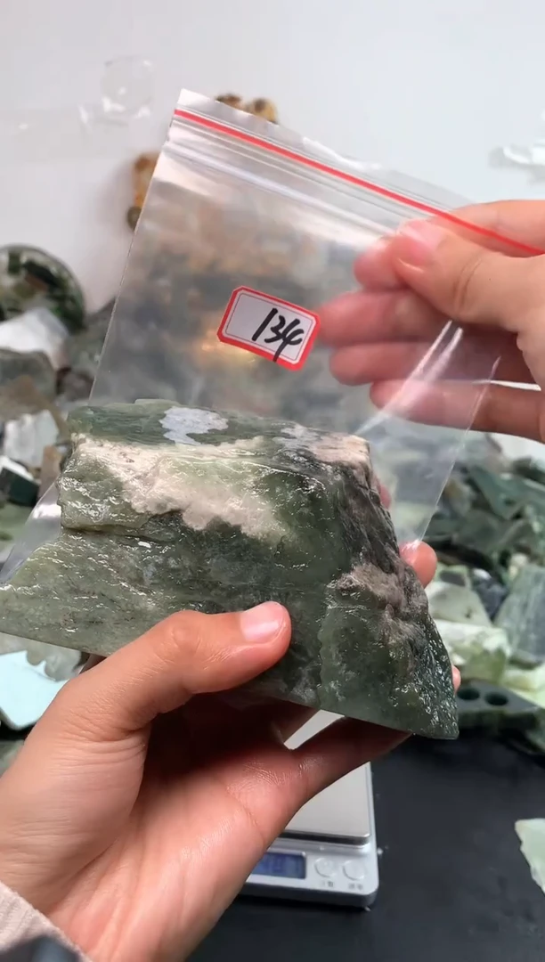 未镶嵌和田玉摆件134