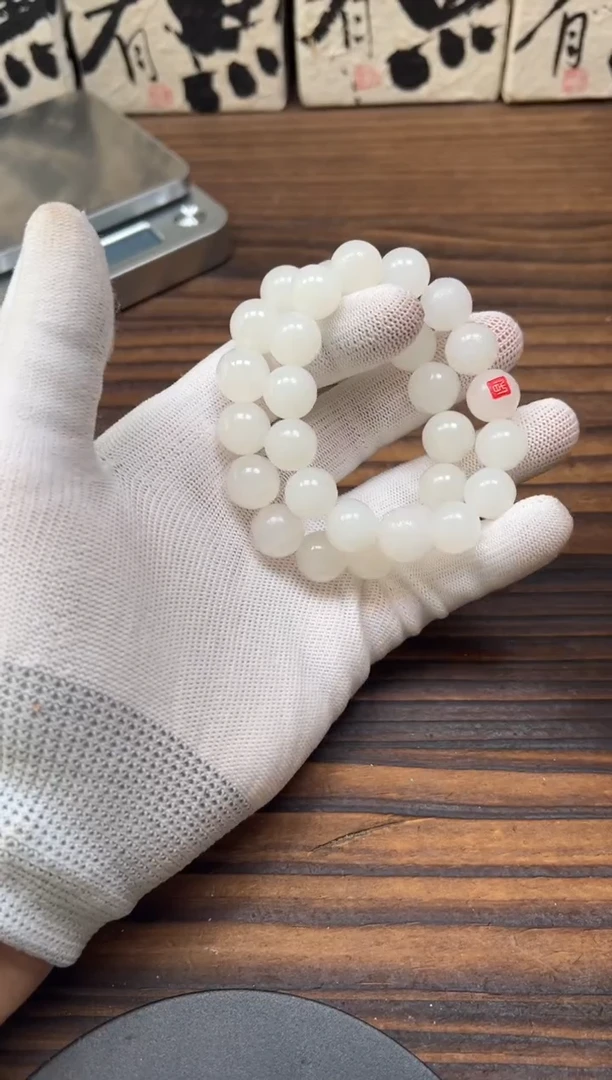 未镶嵌和田玉珠宝奇石和田玉手串