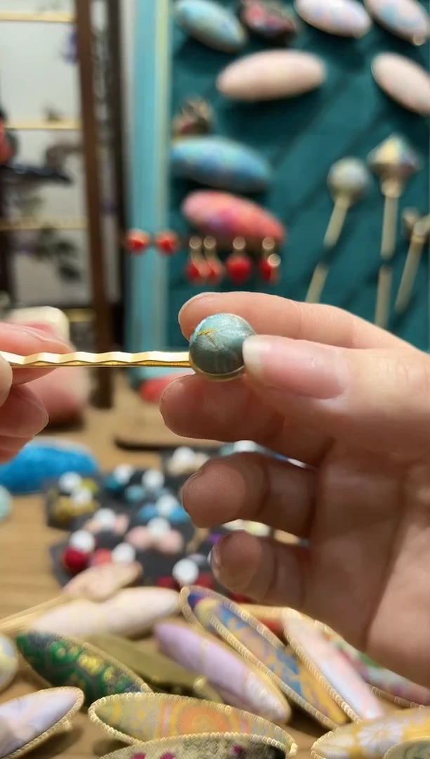 【闪购商品】【一物一拍专车】金鱼海藻叶子位置一字夹