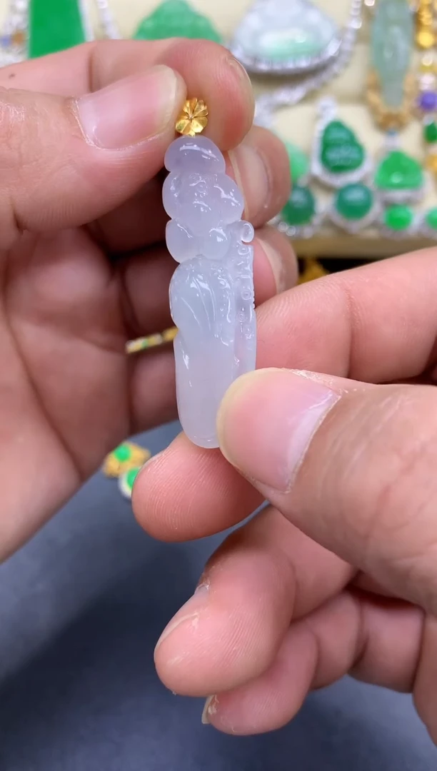 颈饰18K金镶嵌翡翠70-中国好珍宝