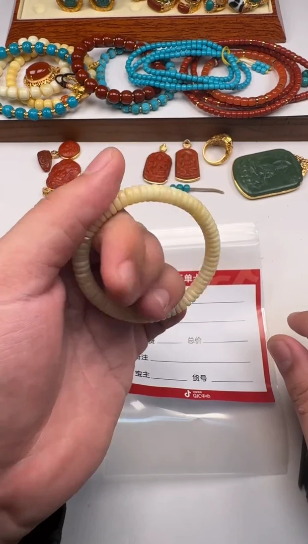 裸石蜜蜡未镶嵌贝**～手串手串