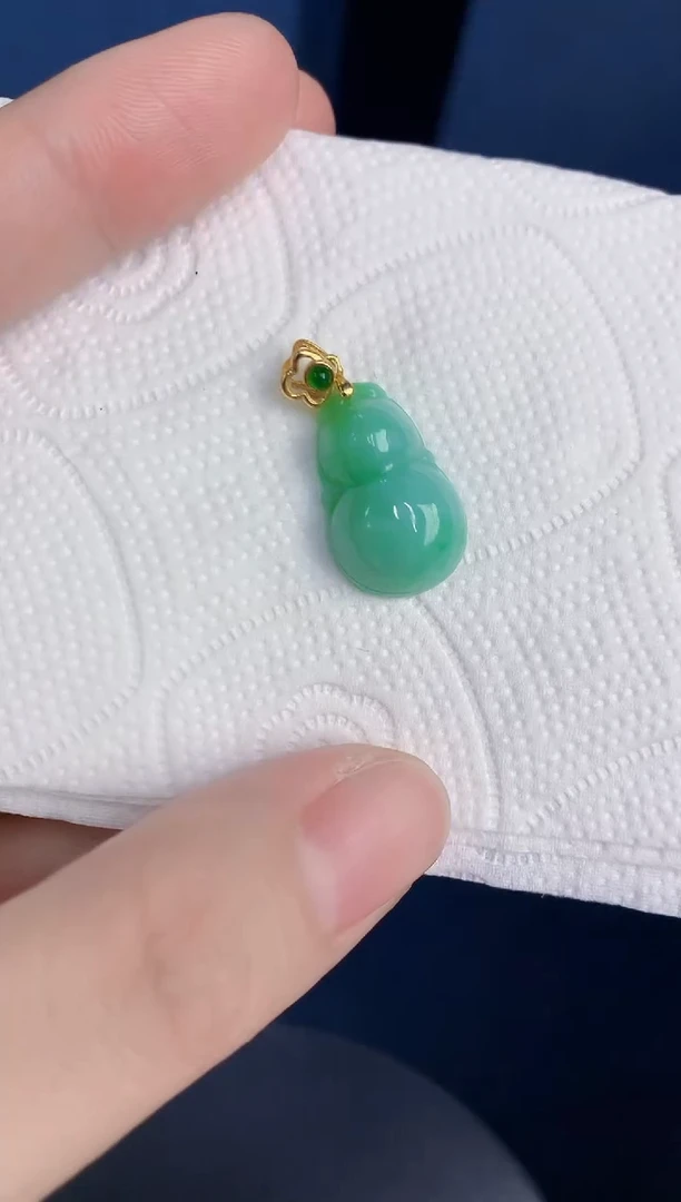 颈饰未镶嵌翡翠天然翡翠缅甸A货