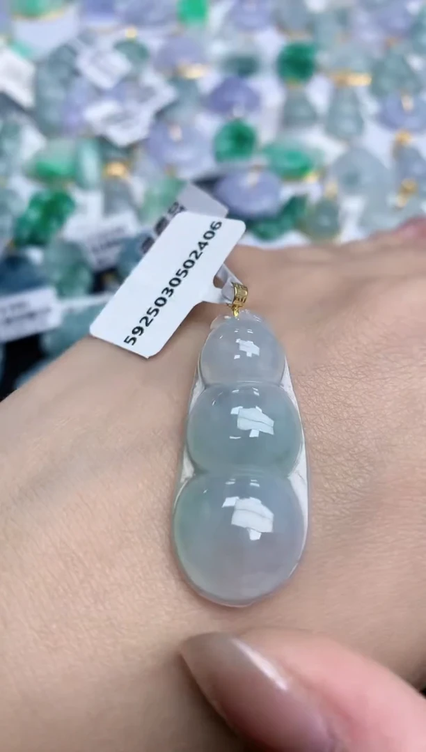 【闪购商品】翡翠颈饰18K金镶嵌天然缅甸翡翠A货