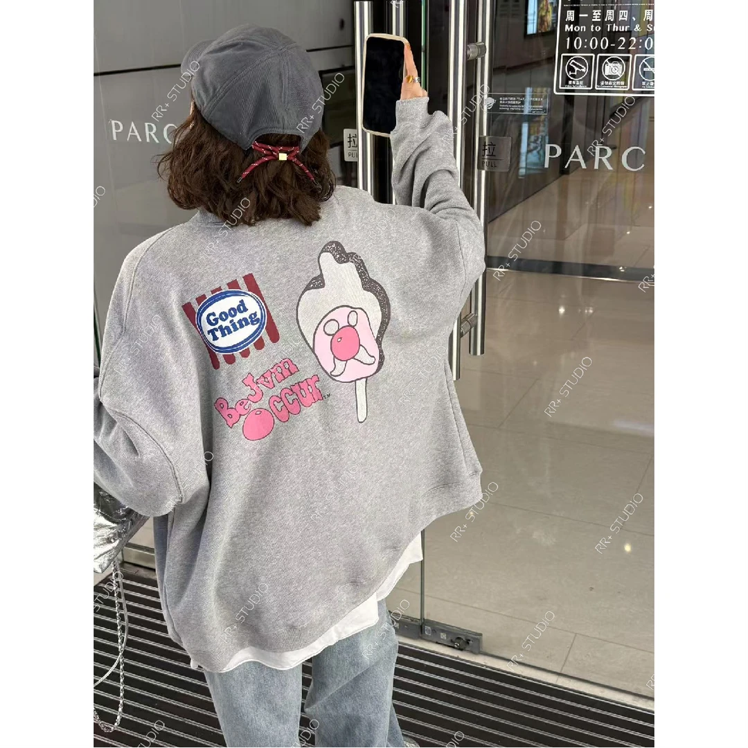 『豆公子』22290韩系卡通印花单排扣V领卫衣外套女