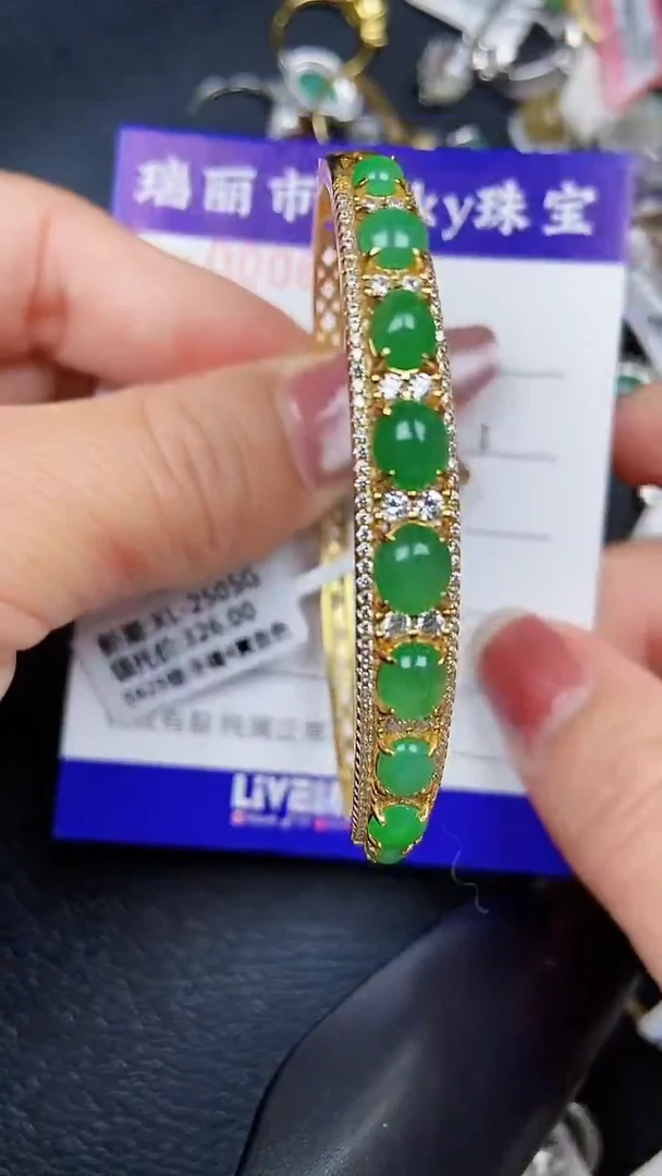 颈饰银S925镶嵌翡翠8160