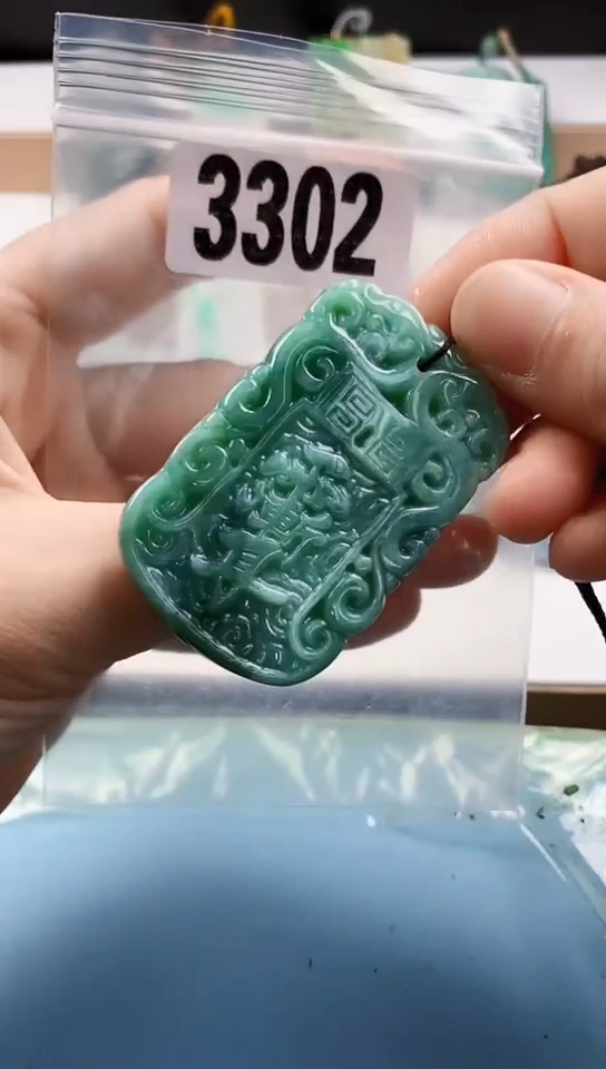 翡翠未镶嵌颈饰天然翡翠吊坠挂件
