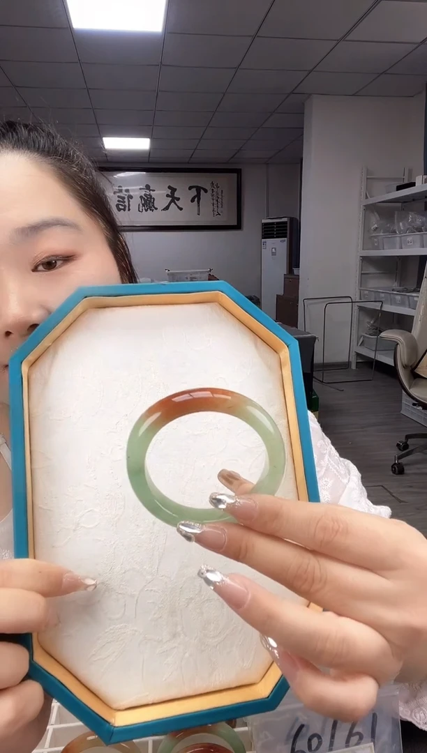 石英质玉水悦澜渟未镶嵌水**渟水悦澜渟5859