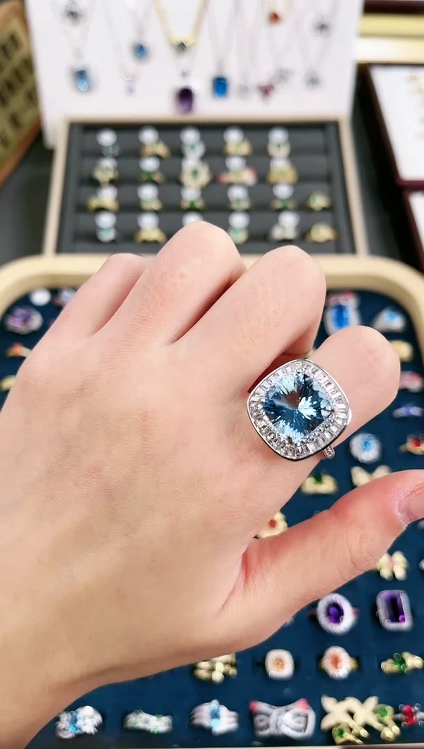 【闪购商品】托帕石戒指银S925镶嵌k111