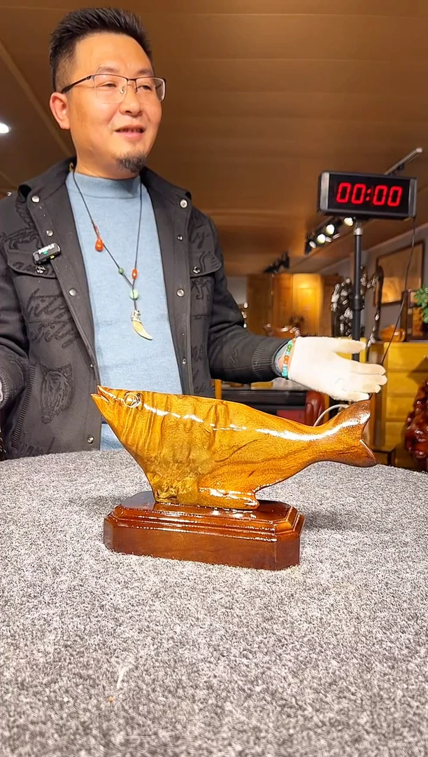 金丝楠木雕款2****9金丝楠木摆件