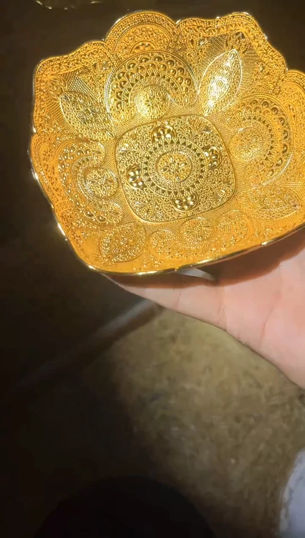 铜器果盘...........