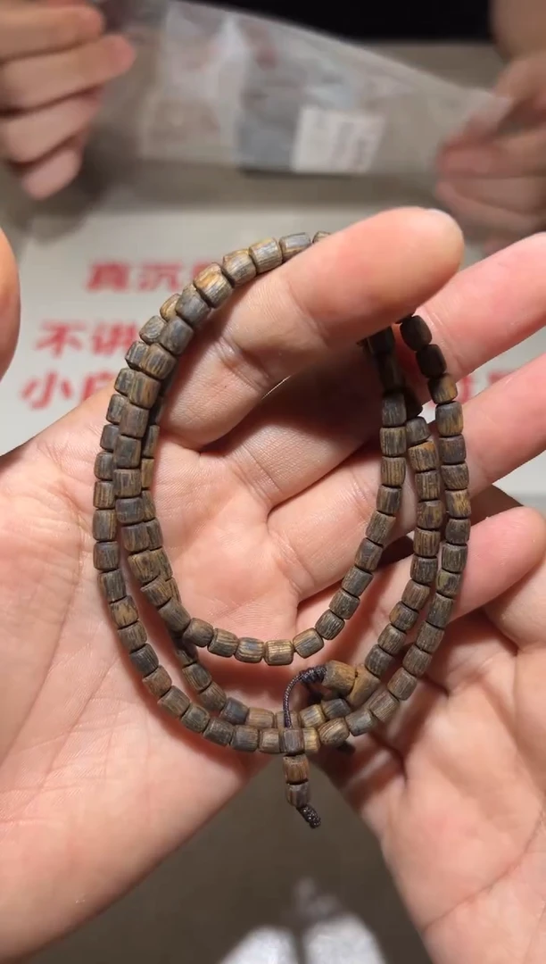 沉香手串绿棋楠沉水鼓珠长串4mm 多样性发其一