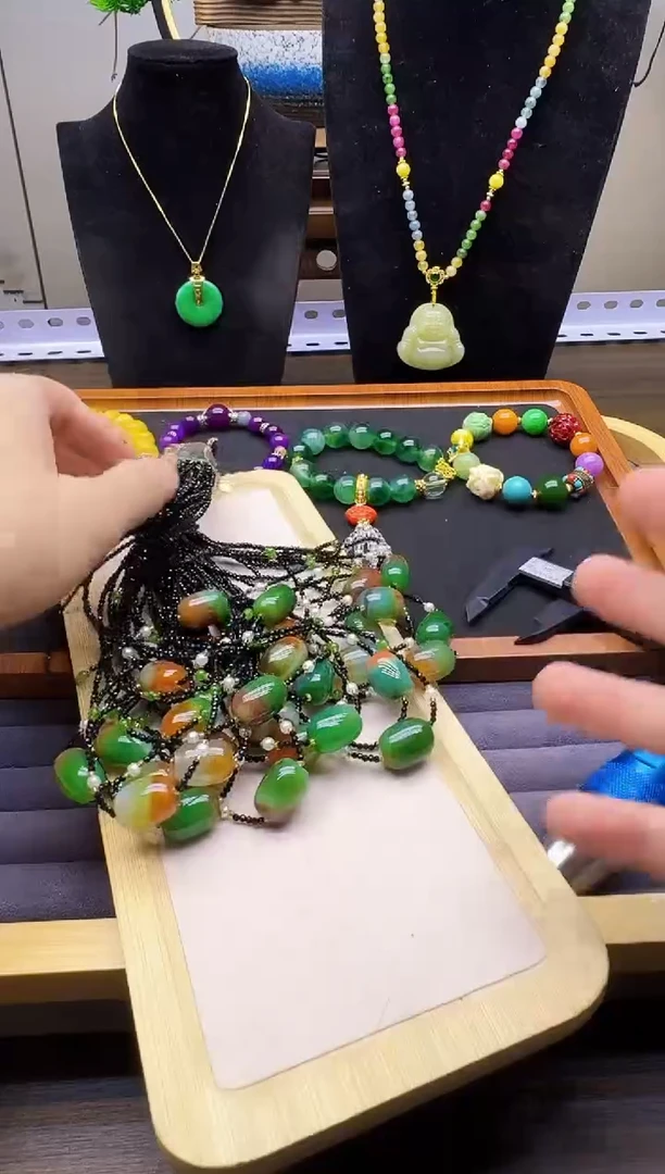 玛瑙/玉髓颈饰14K金镶嵌QY02