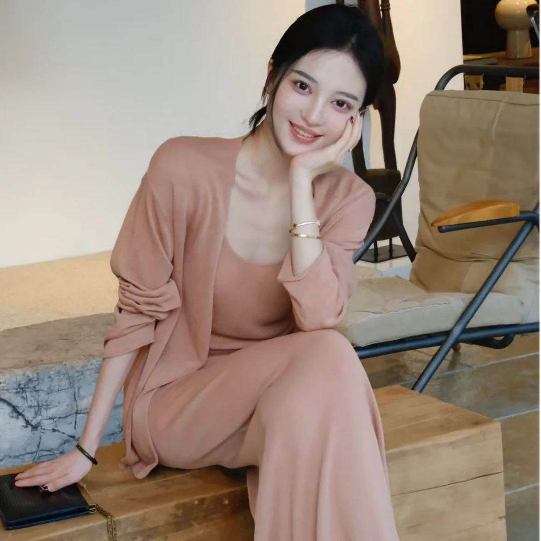 Aeryme【优雅主义】高级感简约温柔慵懒针织套装三件套