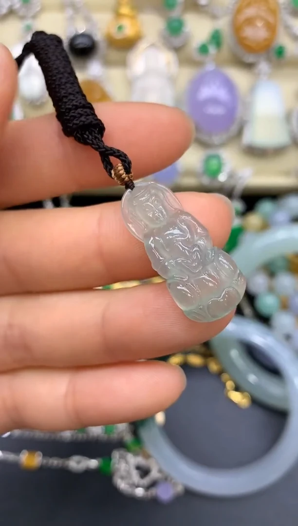 翡翠未镶嵌颈饰61-中国好珍宝