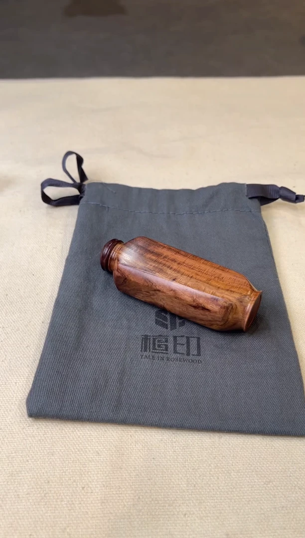 黄花梨/降香黄檀把件黄花梨 罐