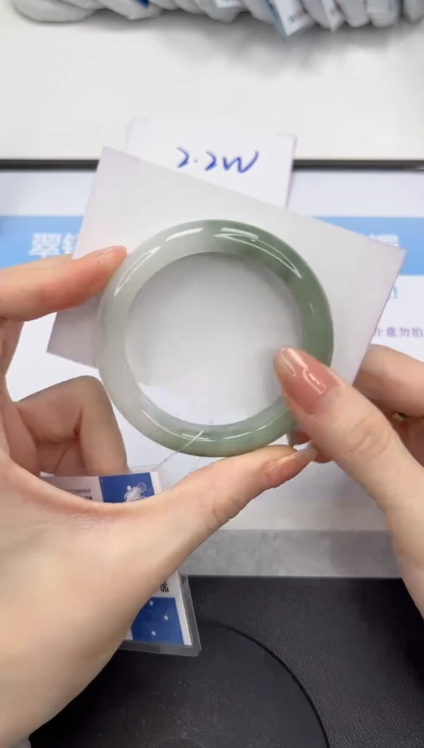 石英质玉手镯未镶嵌V100-54.2