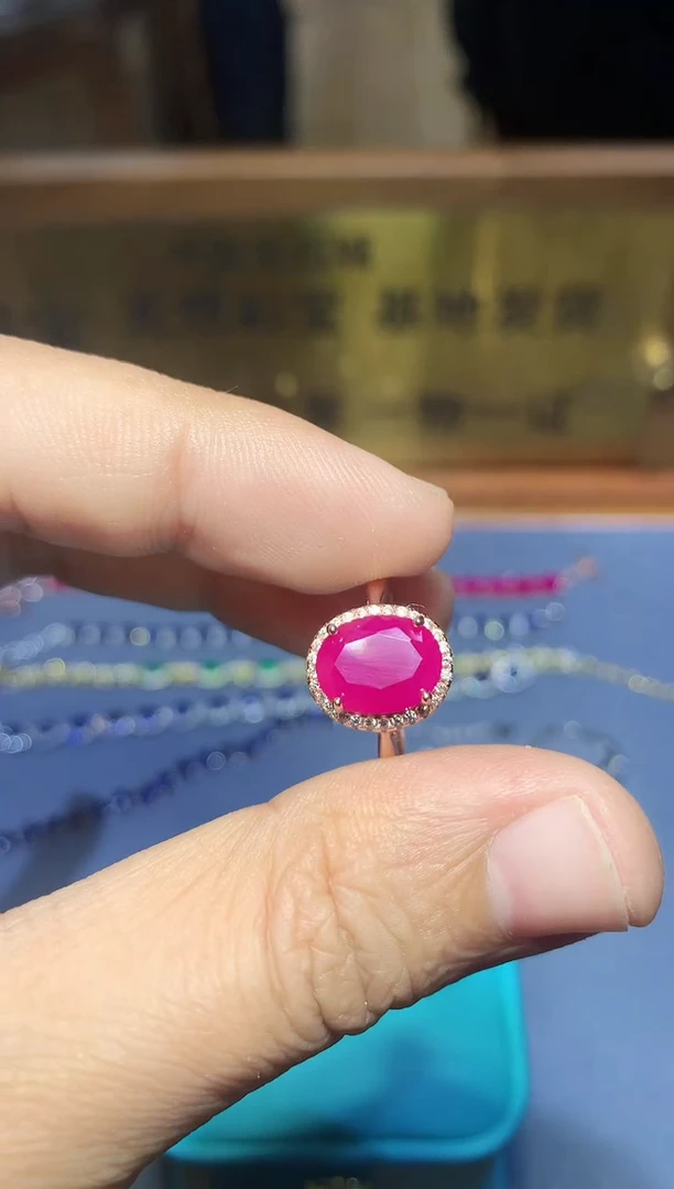 【闪购商品】红宝石戒指银S925镶嵌........