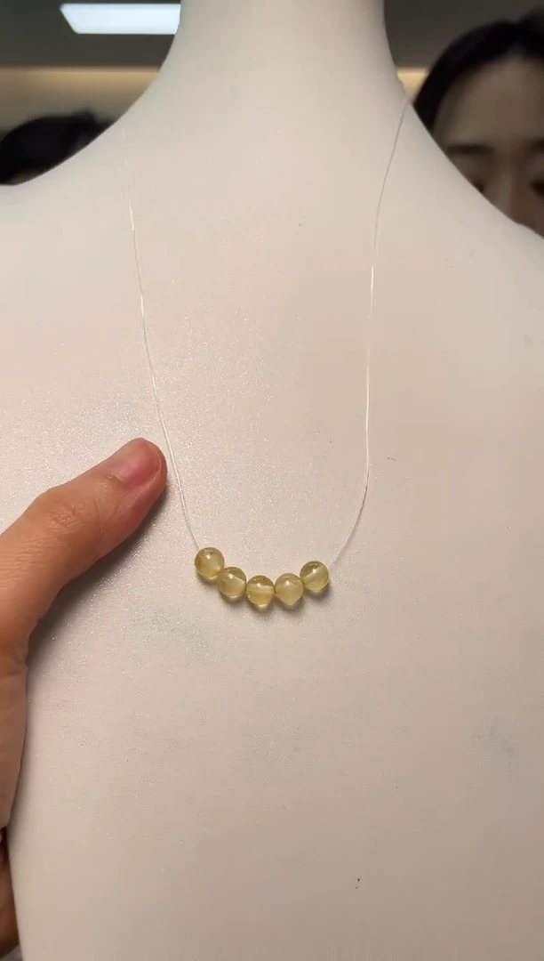 未镶嵌颈饰黄晶（多样性单个发货）