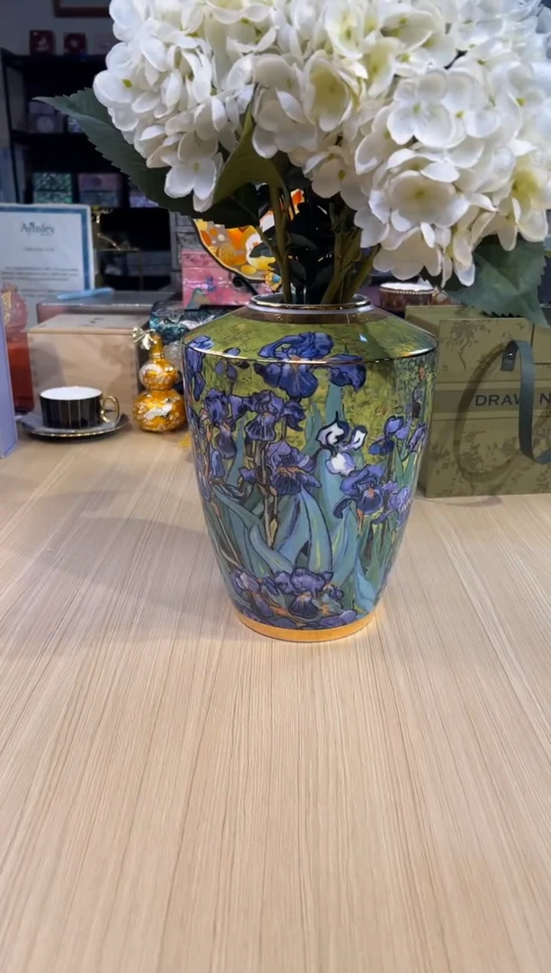 184梵高鸢尾大花瓶