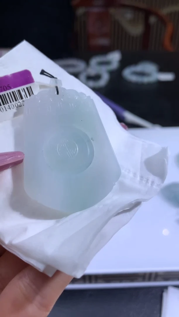 未镶嵌定制翡翠J**n翡翠