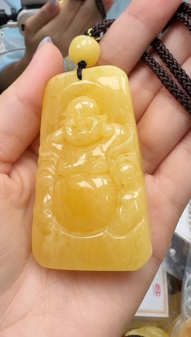裸石琥珀未镶嵌如图