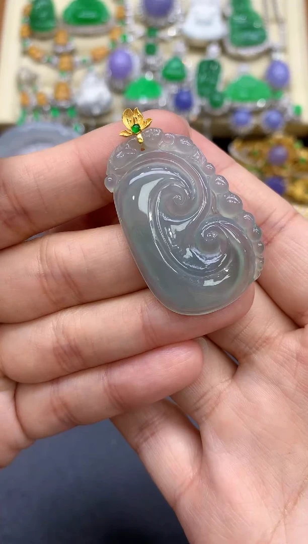 颈饰18K金镶嵌翡翠84-中国好珍宝