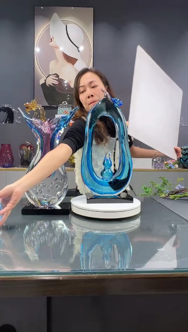 琉璃封****她 水晶琉璃摆件1个