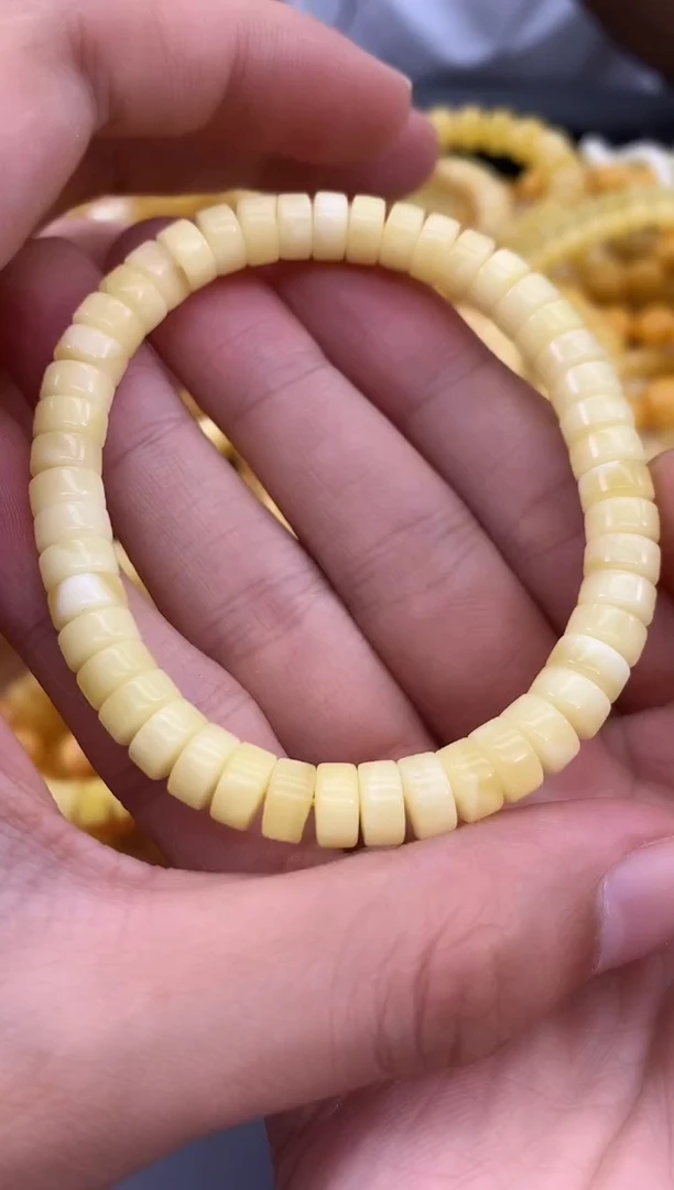 未镶嵌蜜蜡裸石手串