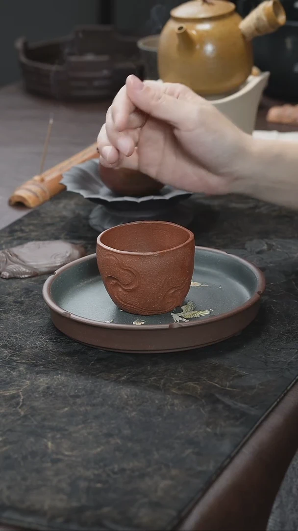 九隐茶器云纹主人杯