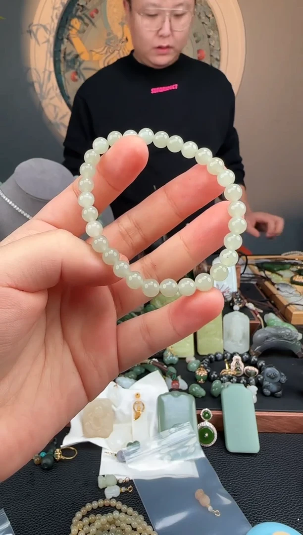 颈饰未镶嵌和田玉和田玉