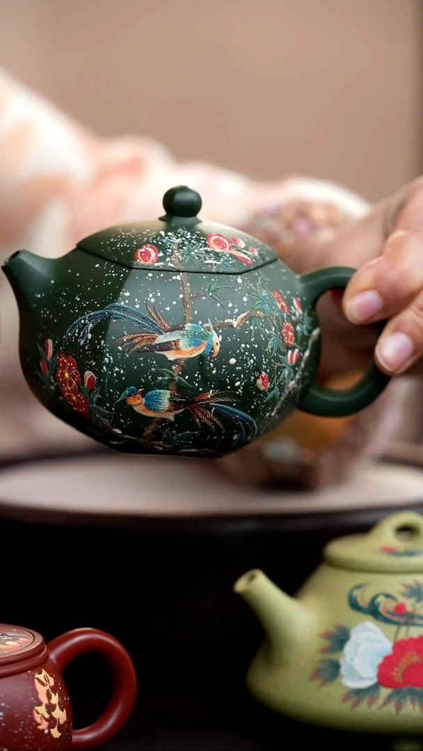 茶壶紫砂民国绿六方西施泥绘雪景